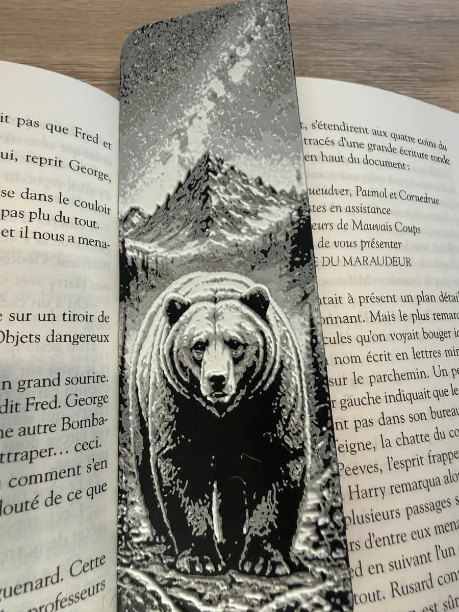 Marque page : ours et montagne